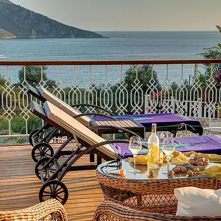 Sleeps 8 T693934 וילה קלקן